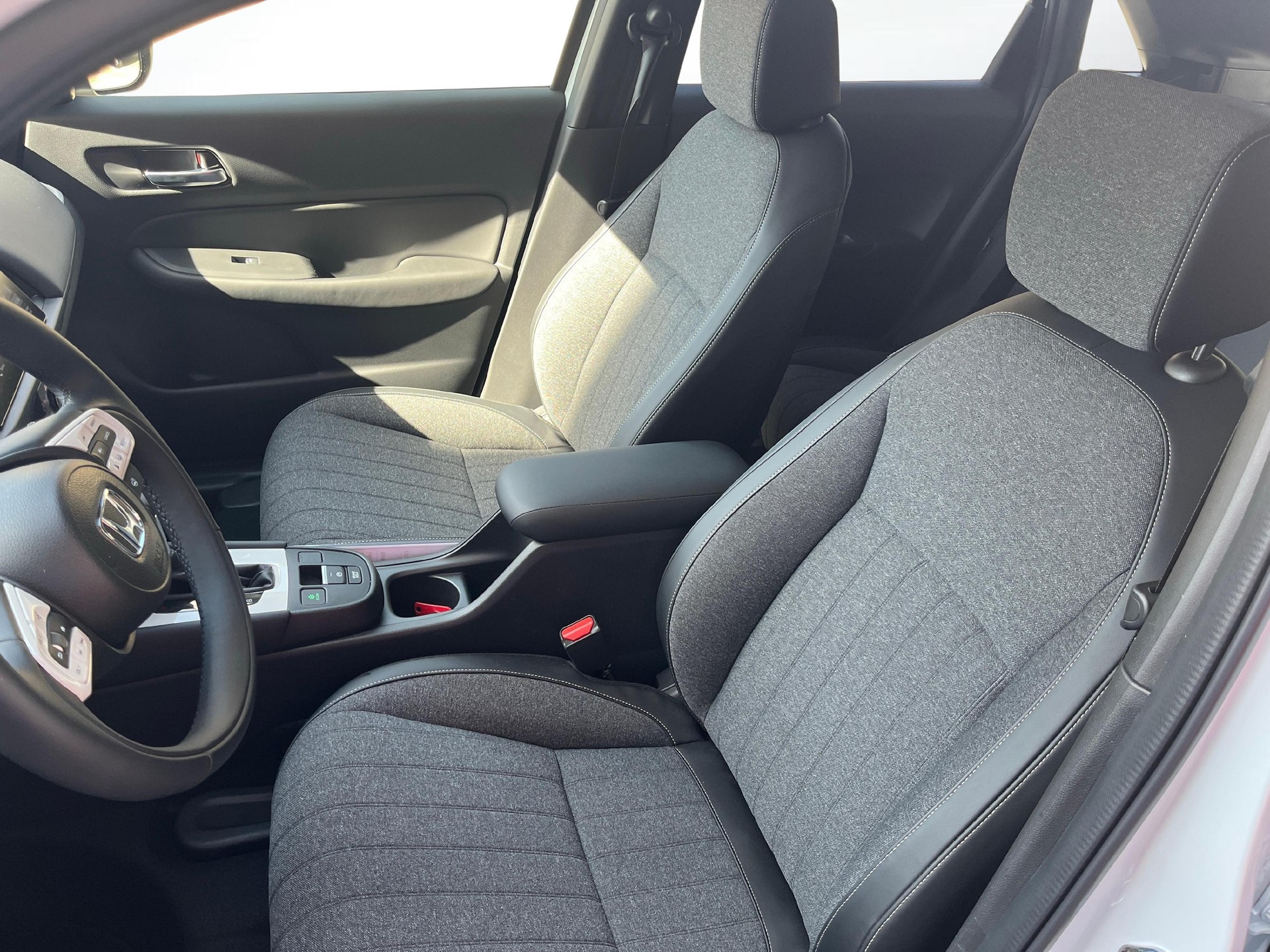 HONDA Jazz 1.5 i-MMD Advance - 8 Jahre Garantie! - mit Aktionsleasing 1.9%-image-9