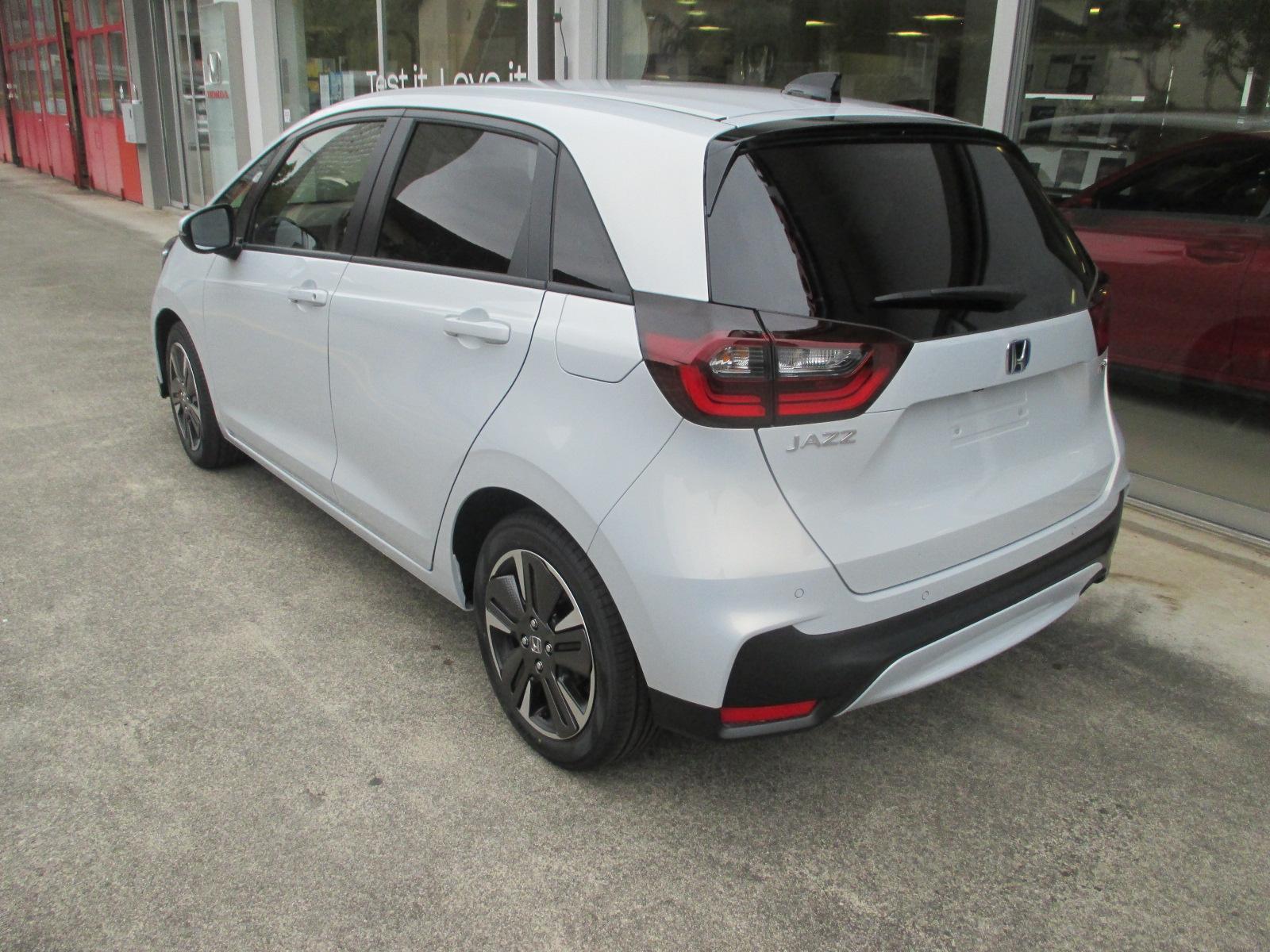 HONDA Jazz 1.5 i-MMD Advance - 8 Jahre Garantie! - mit Aktionsleasing 1.9%-image-18