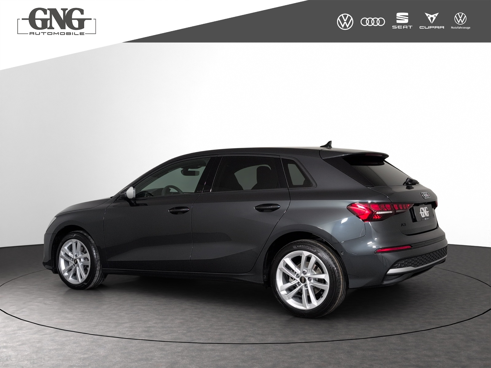 AUDI A3 Sportback TFSI 110 kW Attraction S tronic-image-1