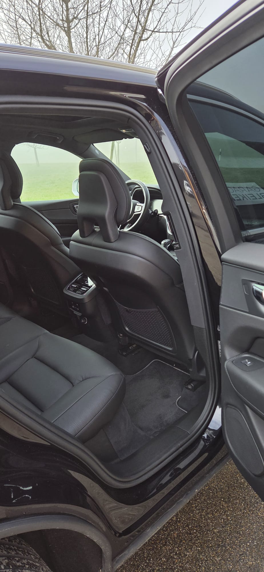 VOLVO XC60 T6 AWD R-Design Geartronic-image-7