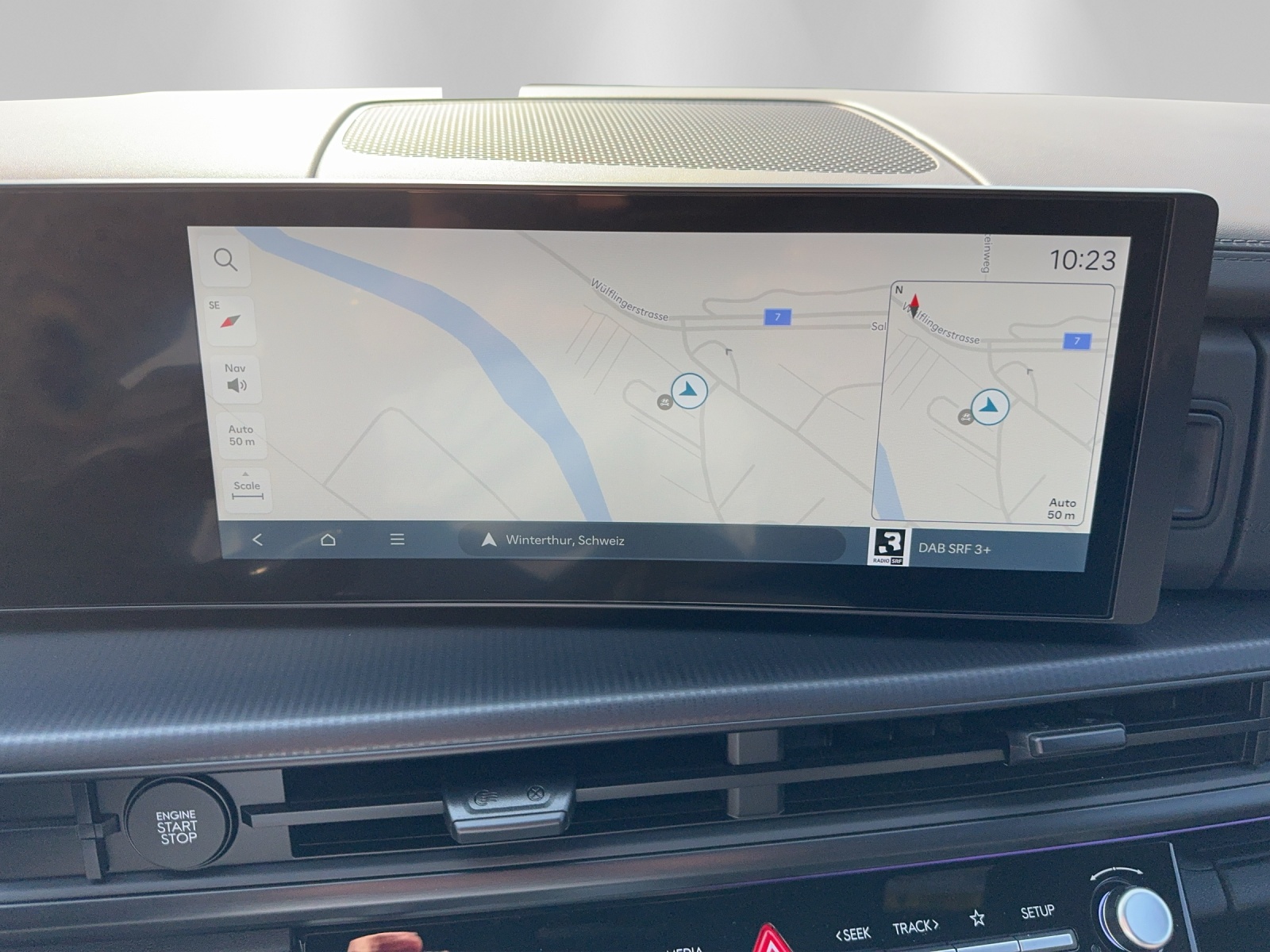 HYUNDAI Santa Fe 1.6 HEV CSE 4WD-image-16