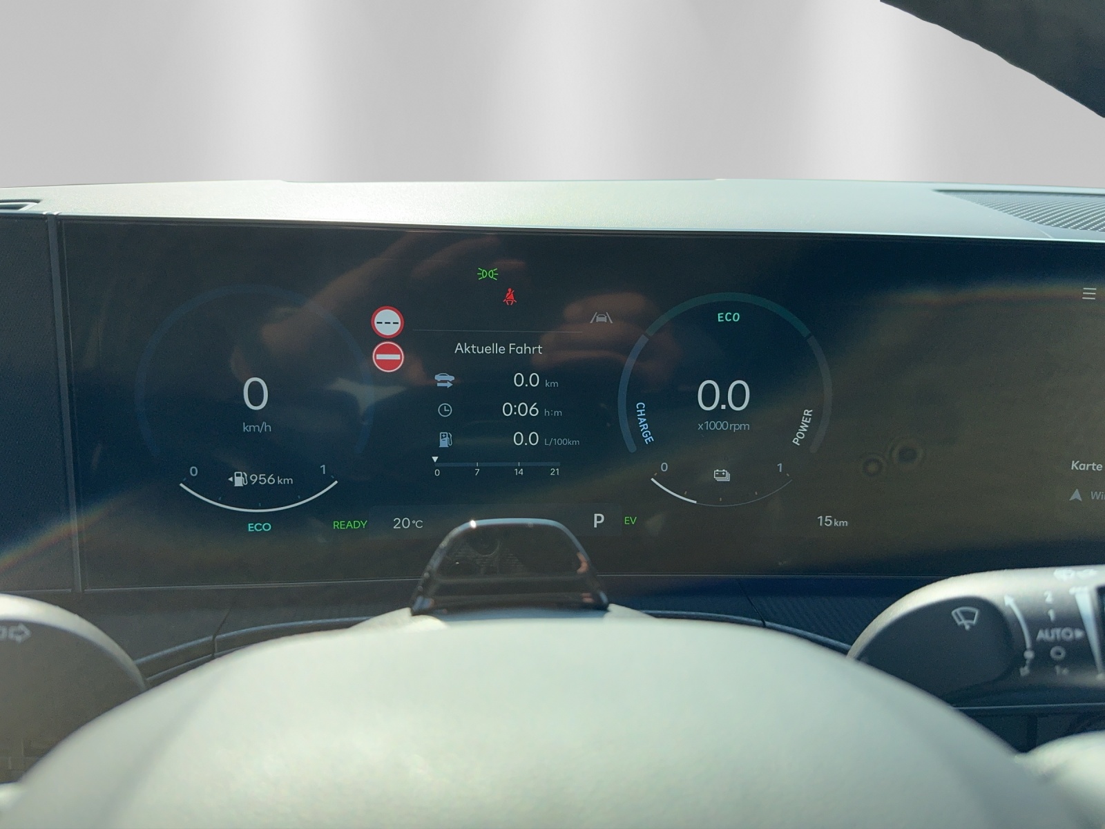 HYUNDAI Santa Fe 1.6 HEV CSE 4WD-image-15