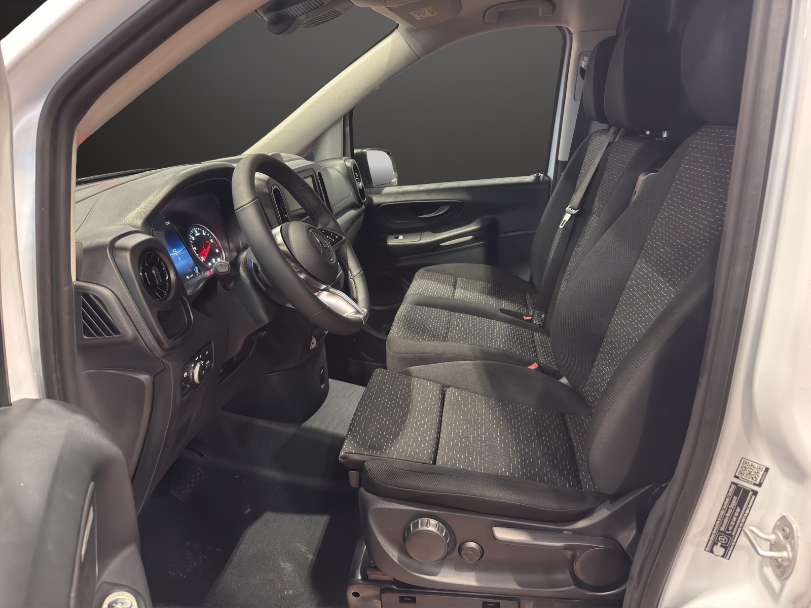 MERCEDES-BENZ Vito 114 CDI Lang Pro 9G-Tronic 4M-image-6