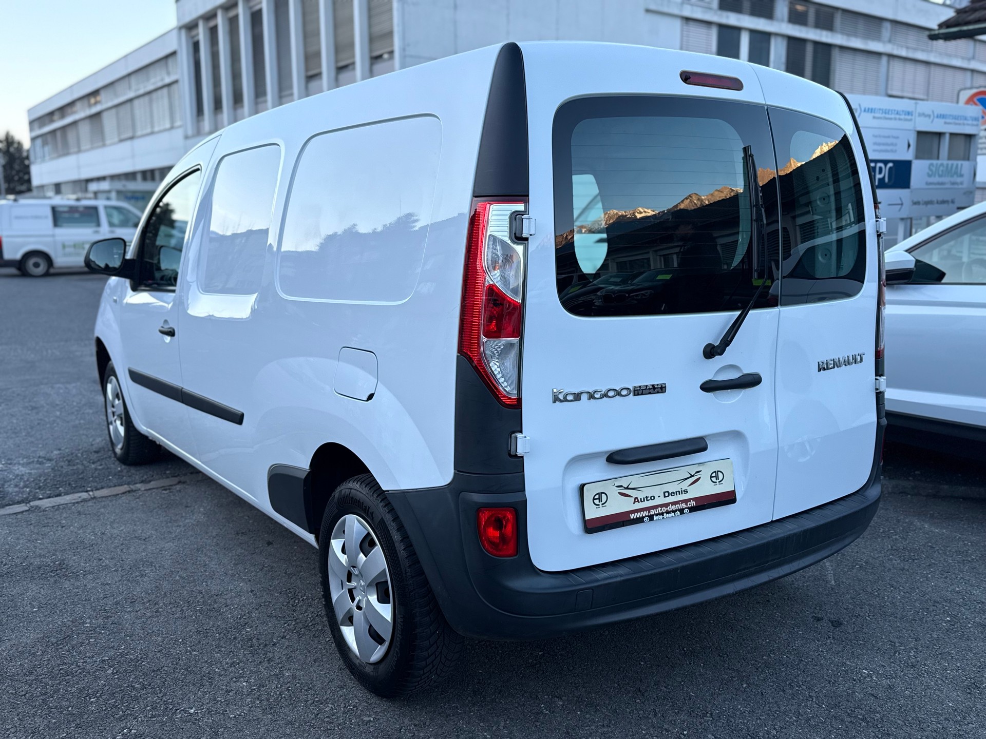 RENAULT KANGOO Expr. Maxi 1.5 dCi 95 Business S/S-image-7