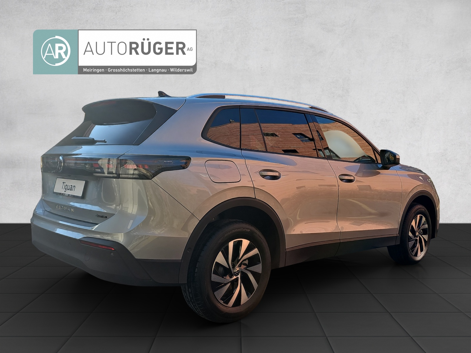 VW Tiguan 2.0 TSI DSG United 4Motion-image-5