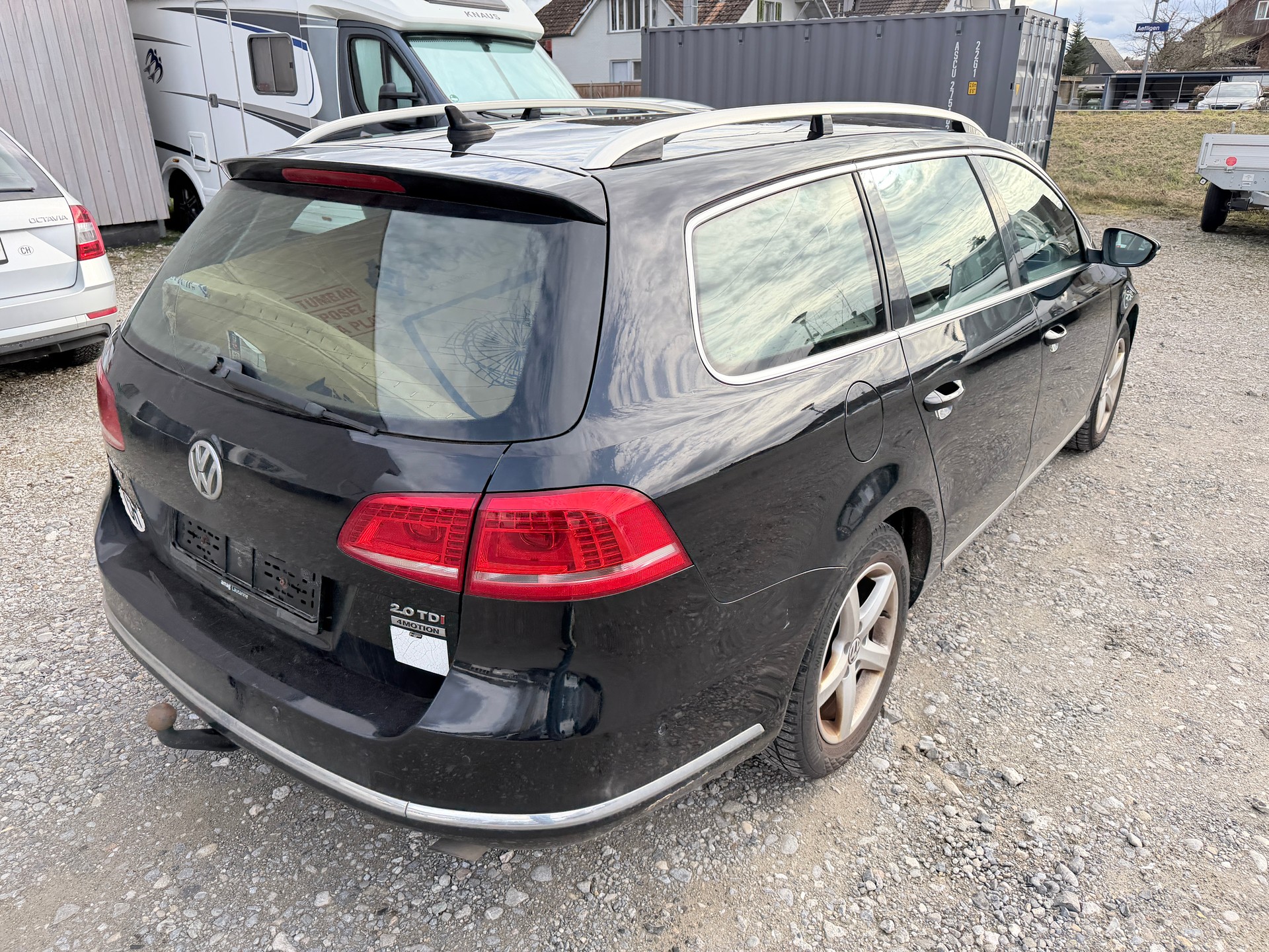 VW Passat Variant 2.0 TDI BMT Highline 4MDSG-image-3