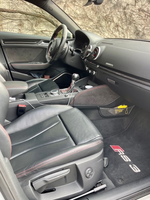 AUDI RS3 2.5 TSI quattro S-tronic-image-4