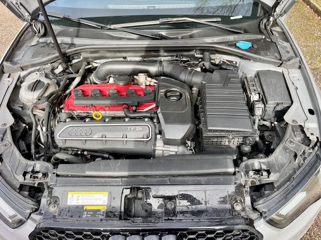 AUDI RS3 2.5 TSI quattro S-tronic-image-5