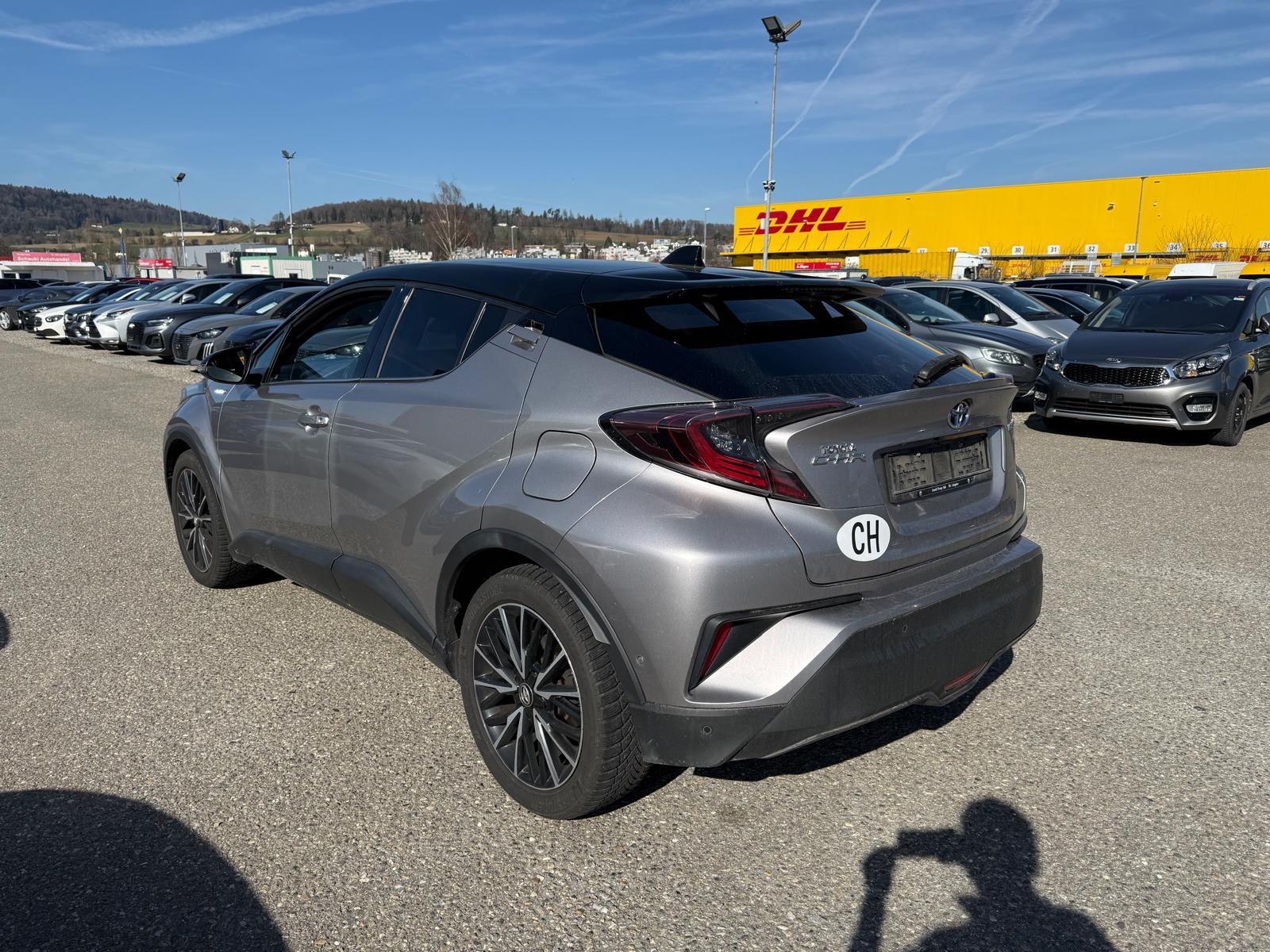 TOYOTA C-HR 1.8 VVTi HSD Style-image-3
