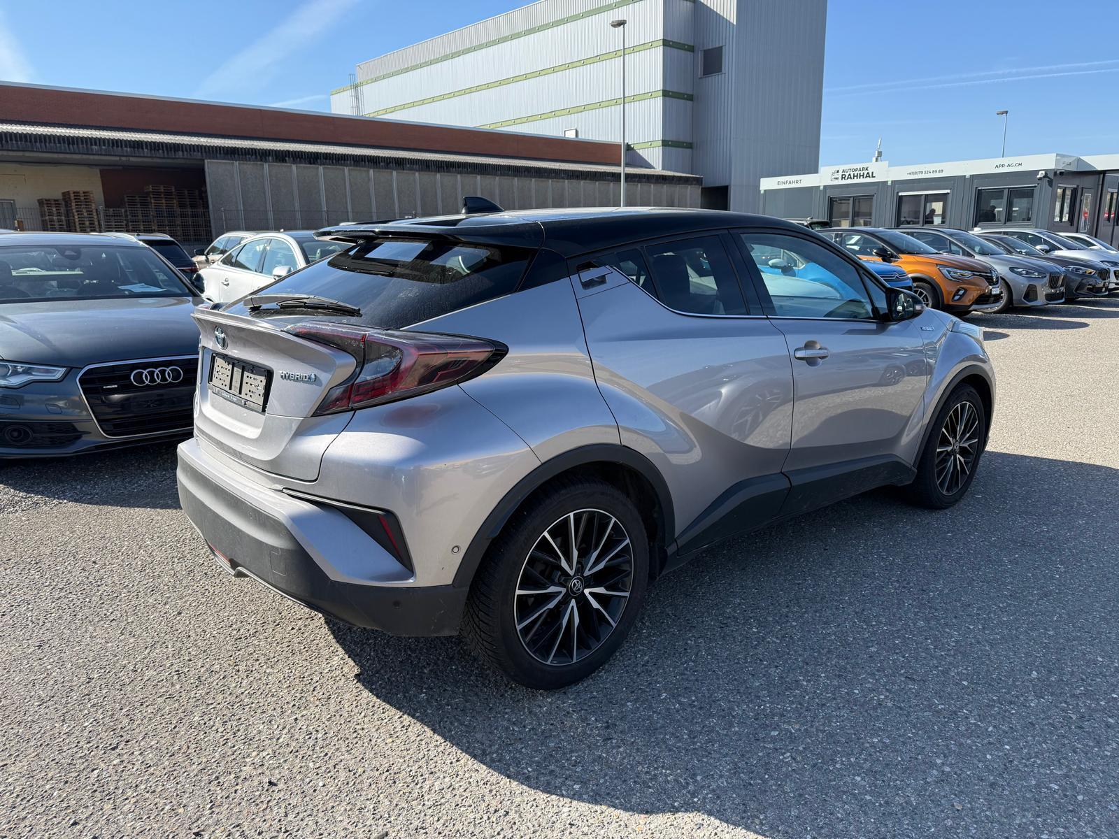 TOYOTA C-HR 1.8 VVTi HSD Style-image-4