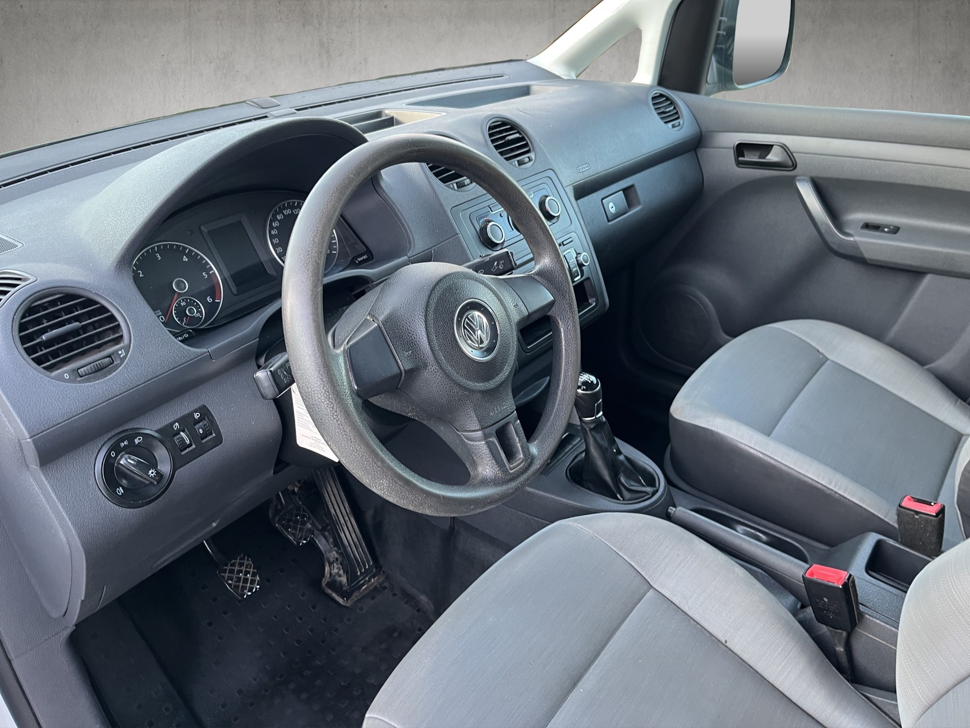 VW Caddy 2.0 TDI 4Motion-image-7