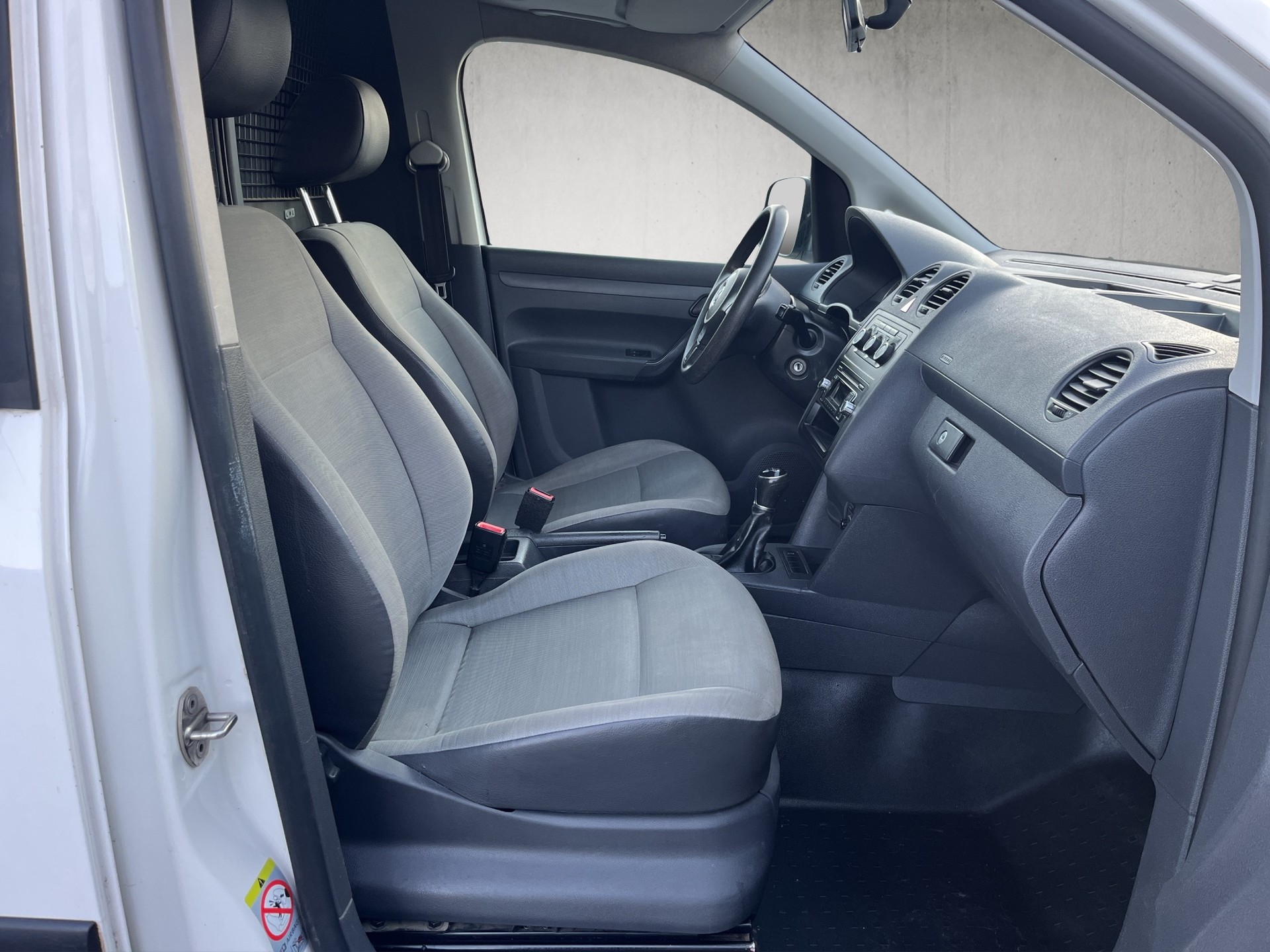 VW Caddy 2.0 TDI 4Motion-image-8