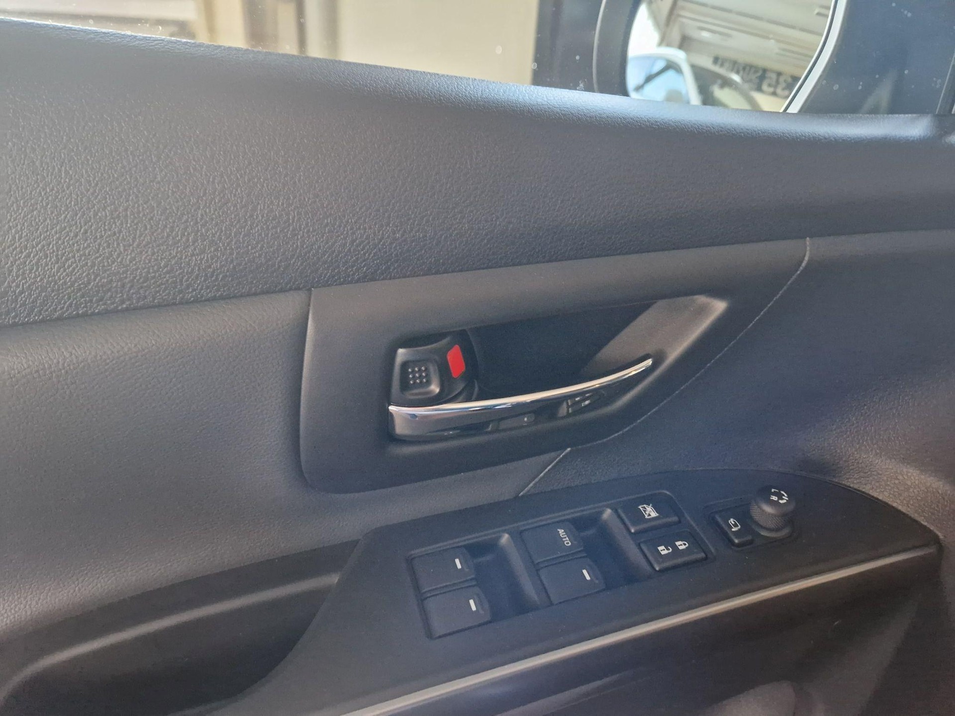 SUZUKI S-Cross 1.5 Compact Top Hybrid 4x4-image-29
