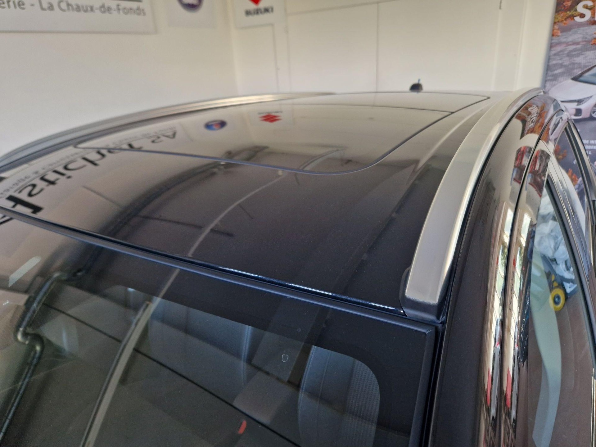 SUZUKI S-Cross 1.5 Compact Top Hybrid 4x4-image-12