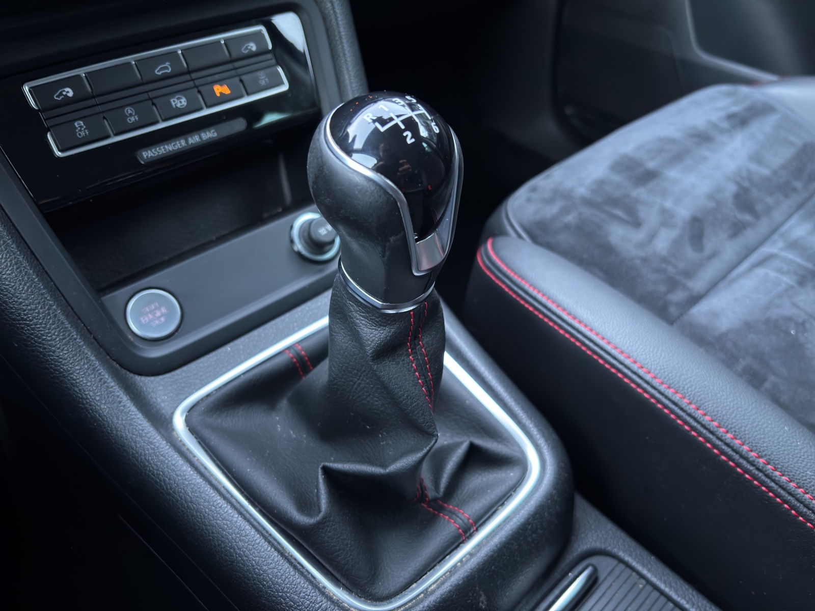 SEAT Alhambra 2.0 TDI FR Line-image-8