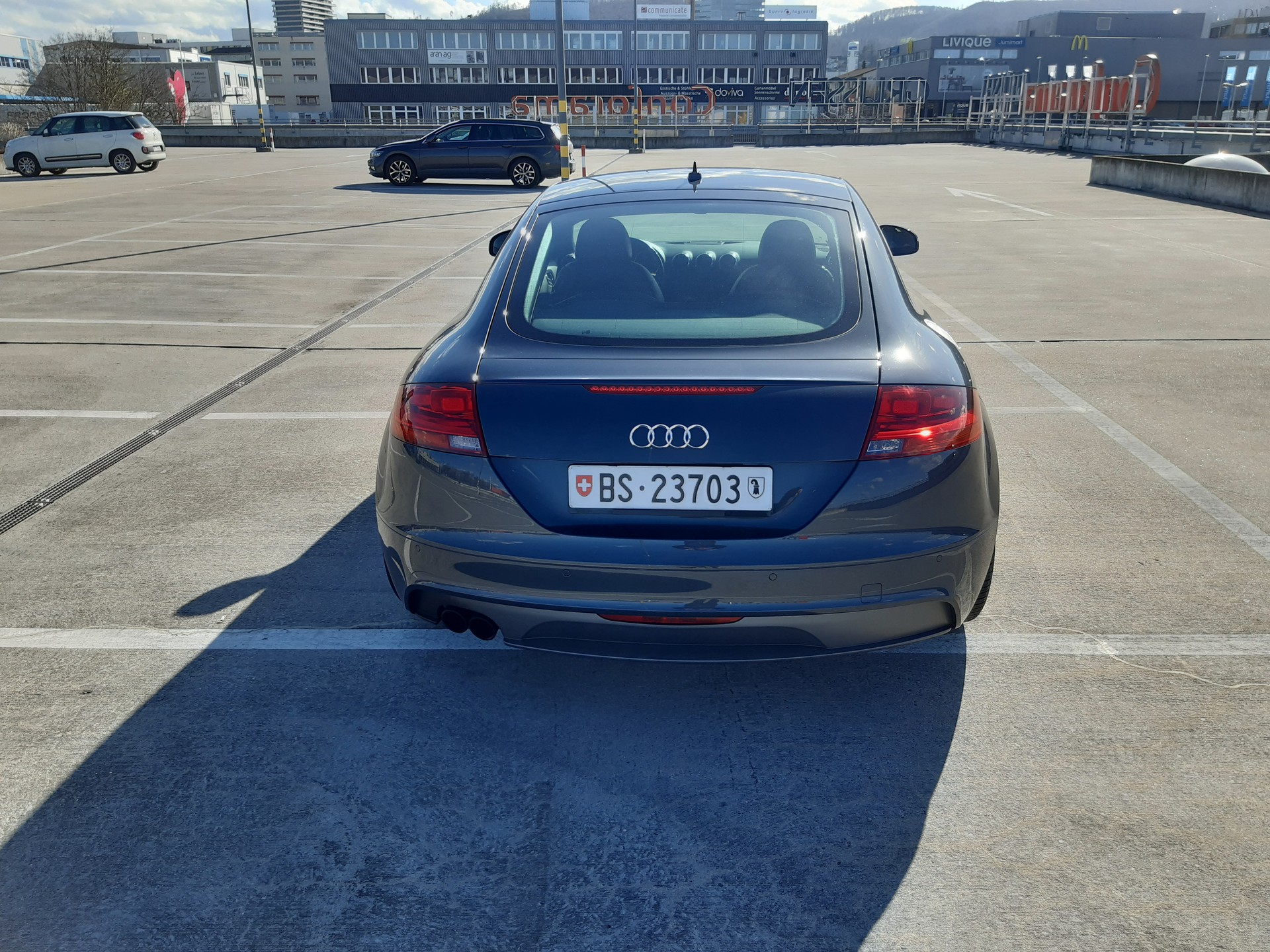 AUDI TT Coupé 2.0 TFSI Style S-tronic-image-4