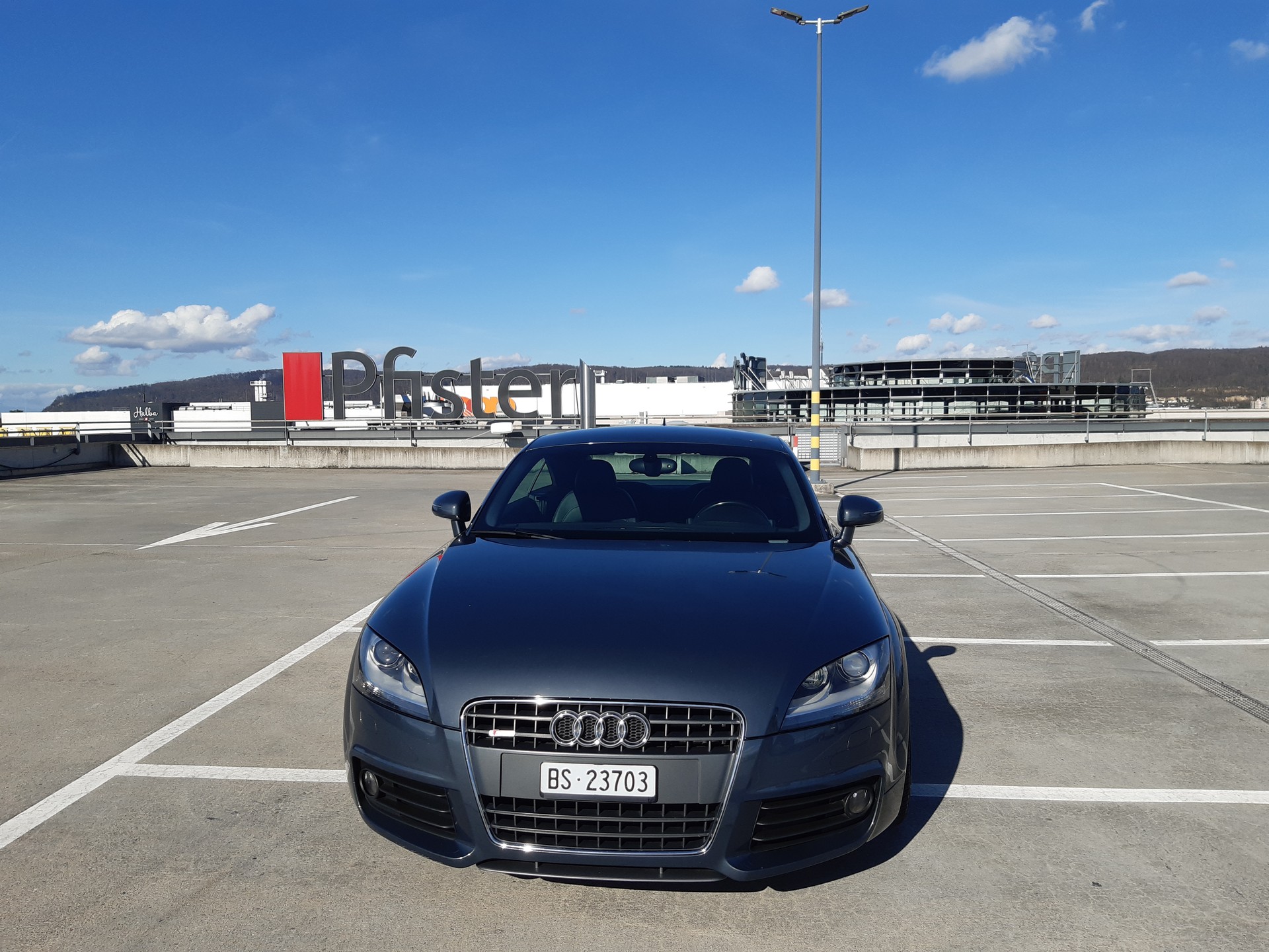 AUDI TT Coupé 2.0 TFSI Style S-tronic-image-1
