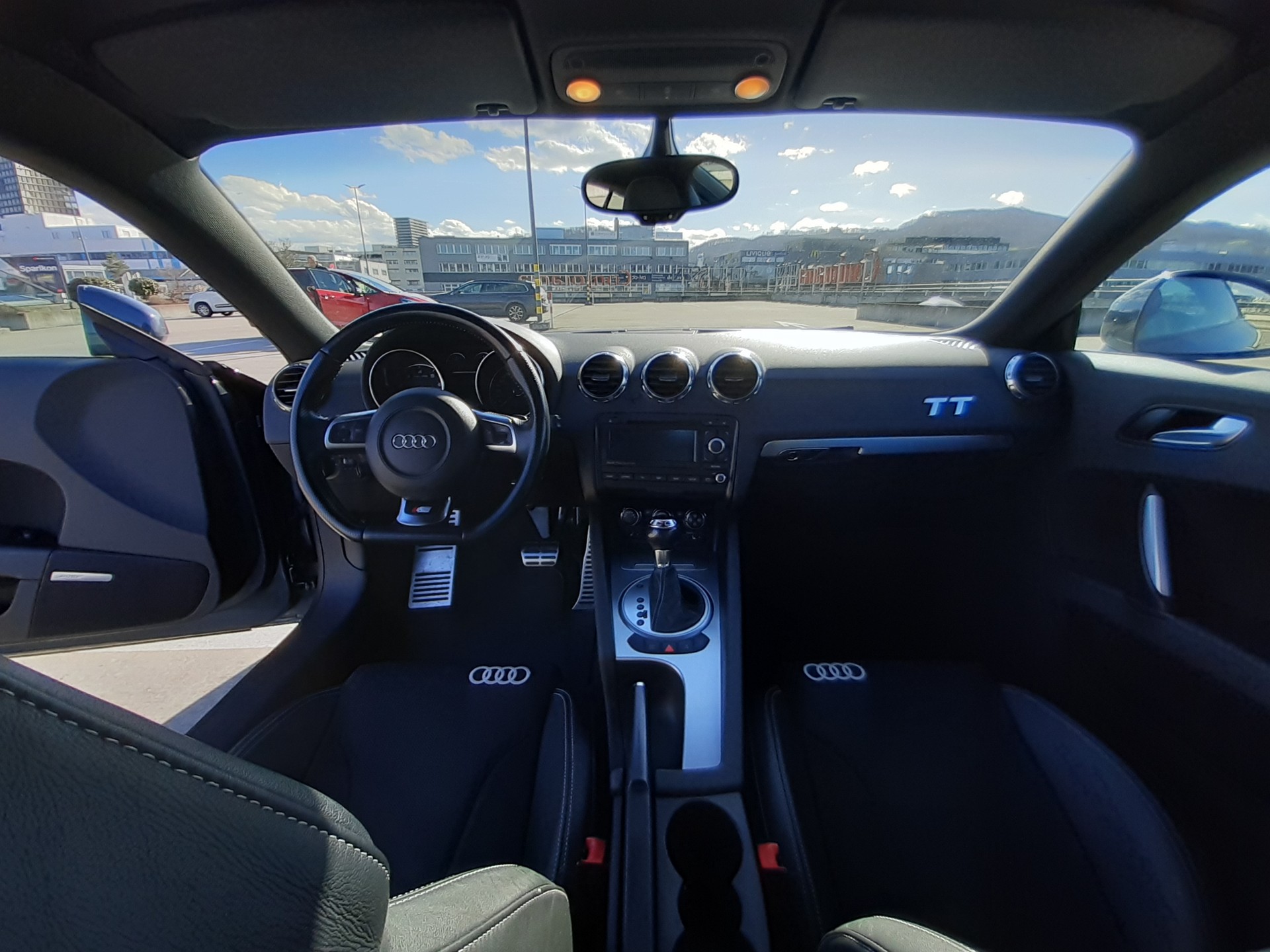 AUDI TT Coupé 2.0 TFSI Style S-tronic-image-5
