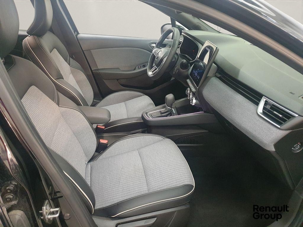 RENAULT Clio 1.6 E-Tech techno-image-3