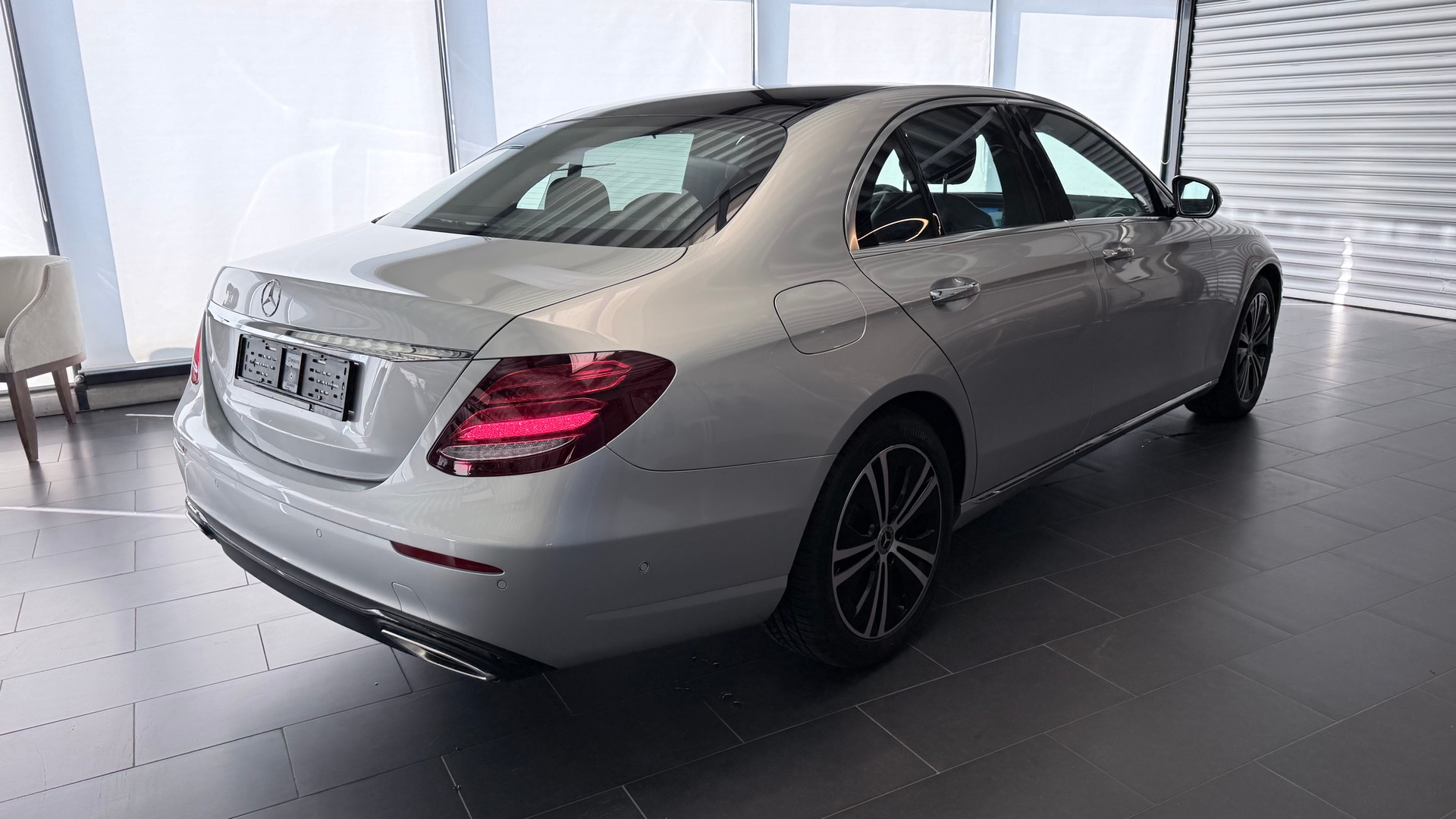 MERCEDES-BENZ E 450 Avantgarde 4matic-image-5