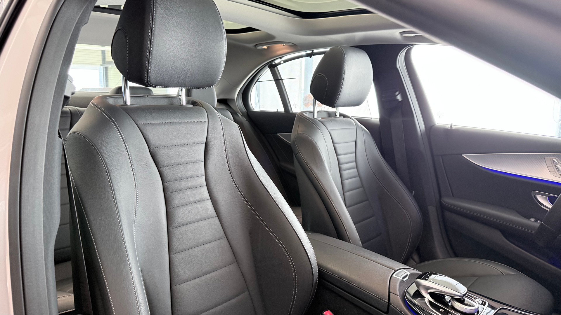 MERCEDES-BENZ E 450 Avantgarde 4matic-image-2