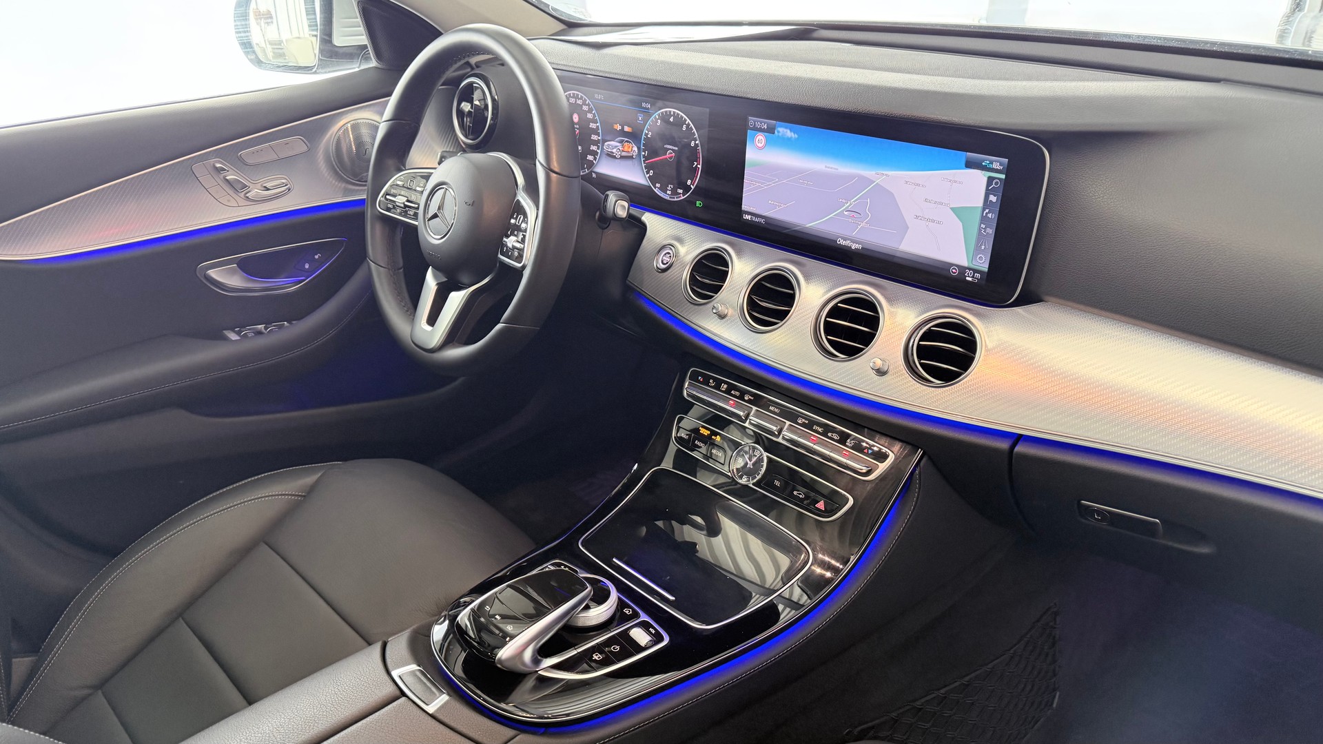 MERCEDES-BENZ E 450 Avantgarde 4matic-image-1