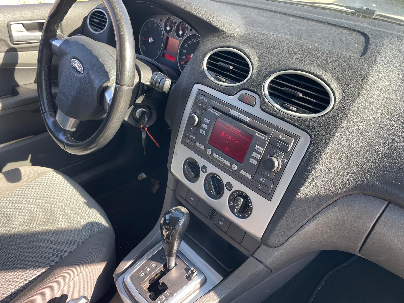 FORD FOCUS-image-3