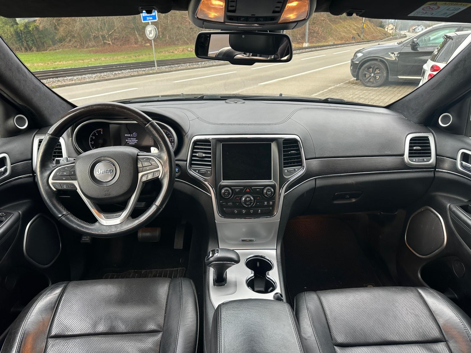 JEEP Grand Cherokee 3.0 CRD Summit Automatic-image-9