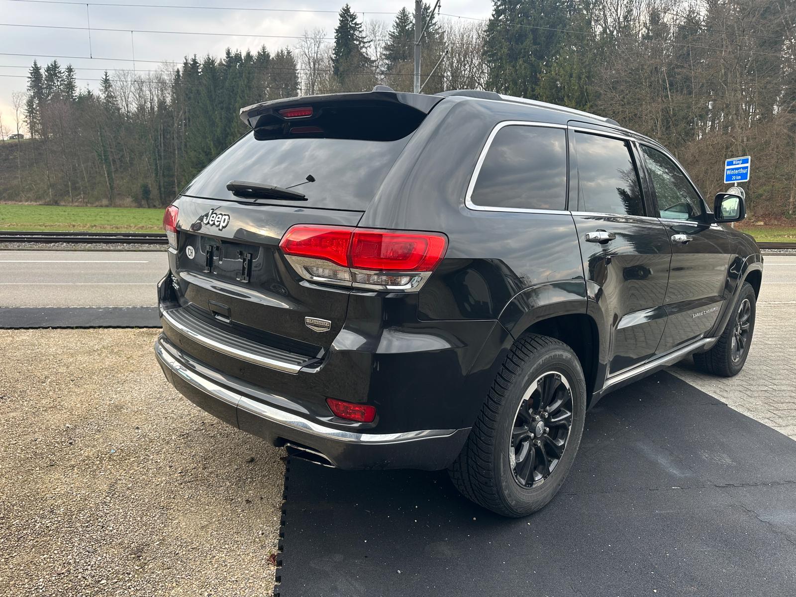 JEEP Grand Cherokee 3.0 CRD Summit Automatic-image-4