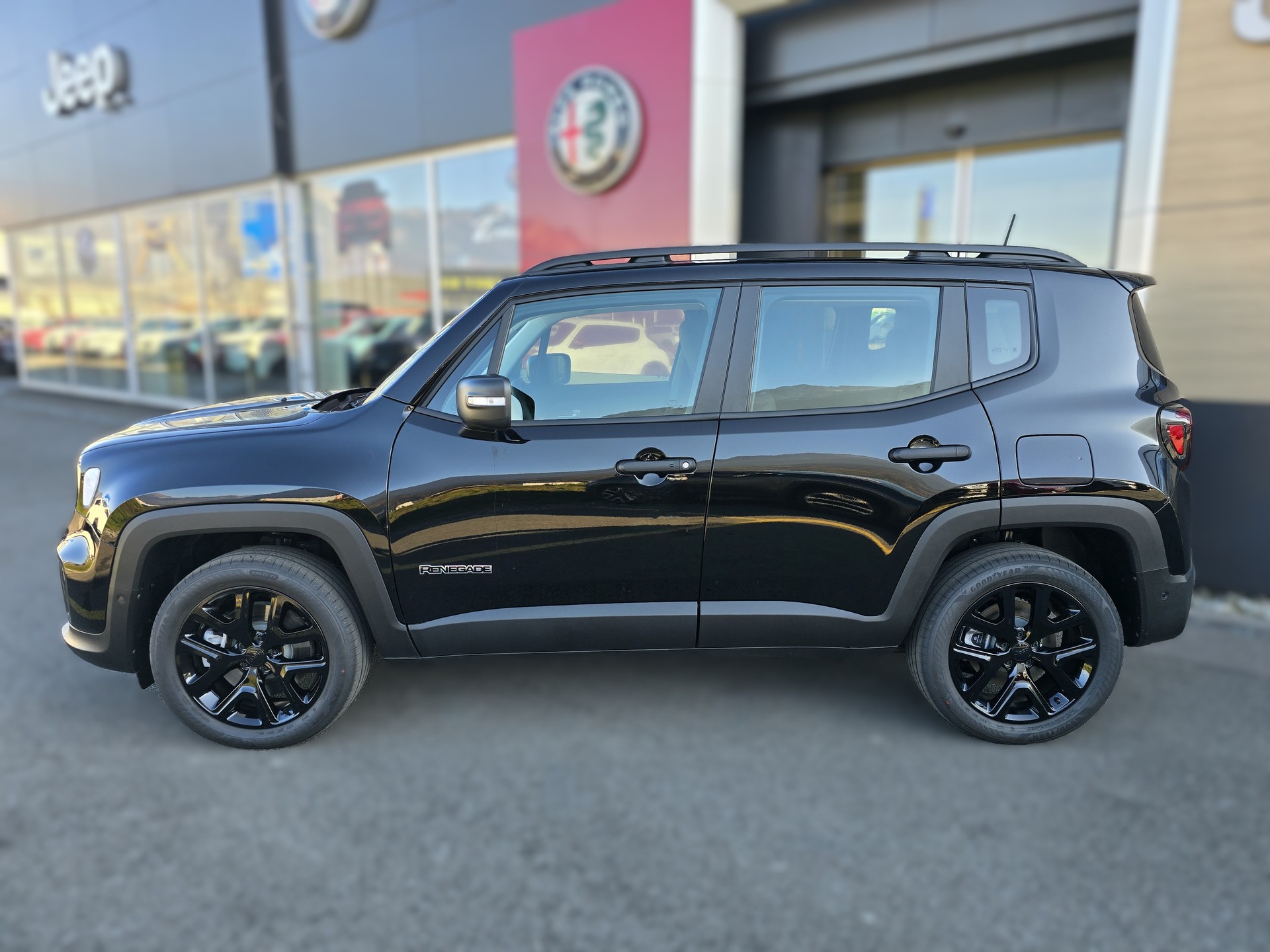 JEEP Renegade 1.5 MHEV Summit-showroom-element-2