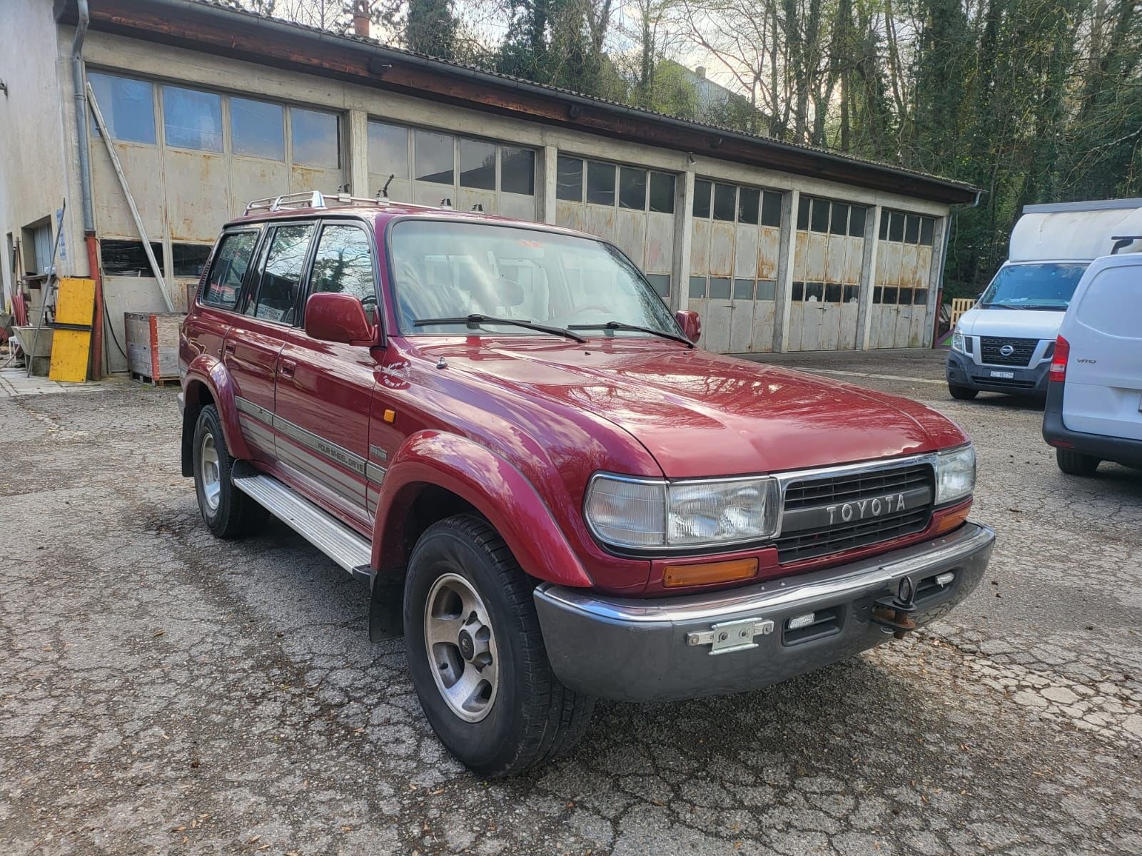 TOYOTA FZJ80L VX Super Saloon-image-1