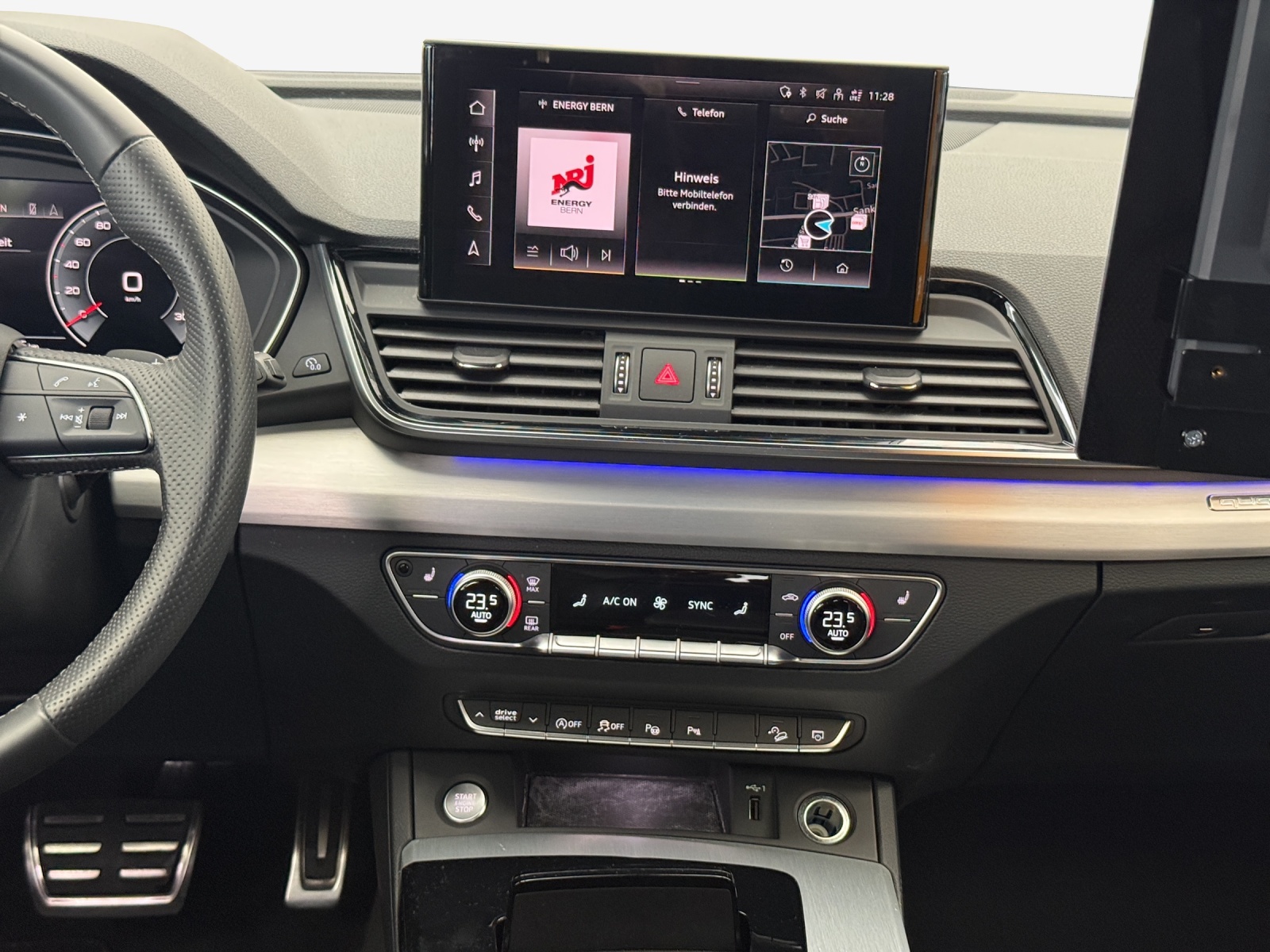AUDI Q5 Sportback 40 TDI Blackedition quattro S-tronic-image-10