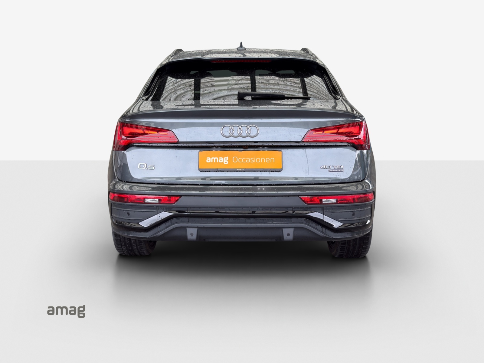 AUDI Q5 Sportback 40 TDI Blackedition quattro S-tronic-image-3