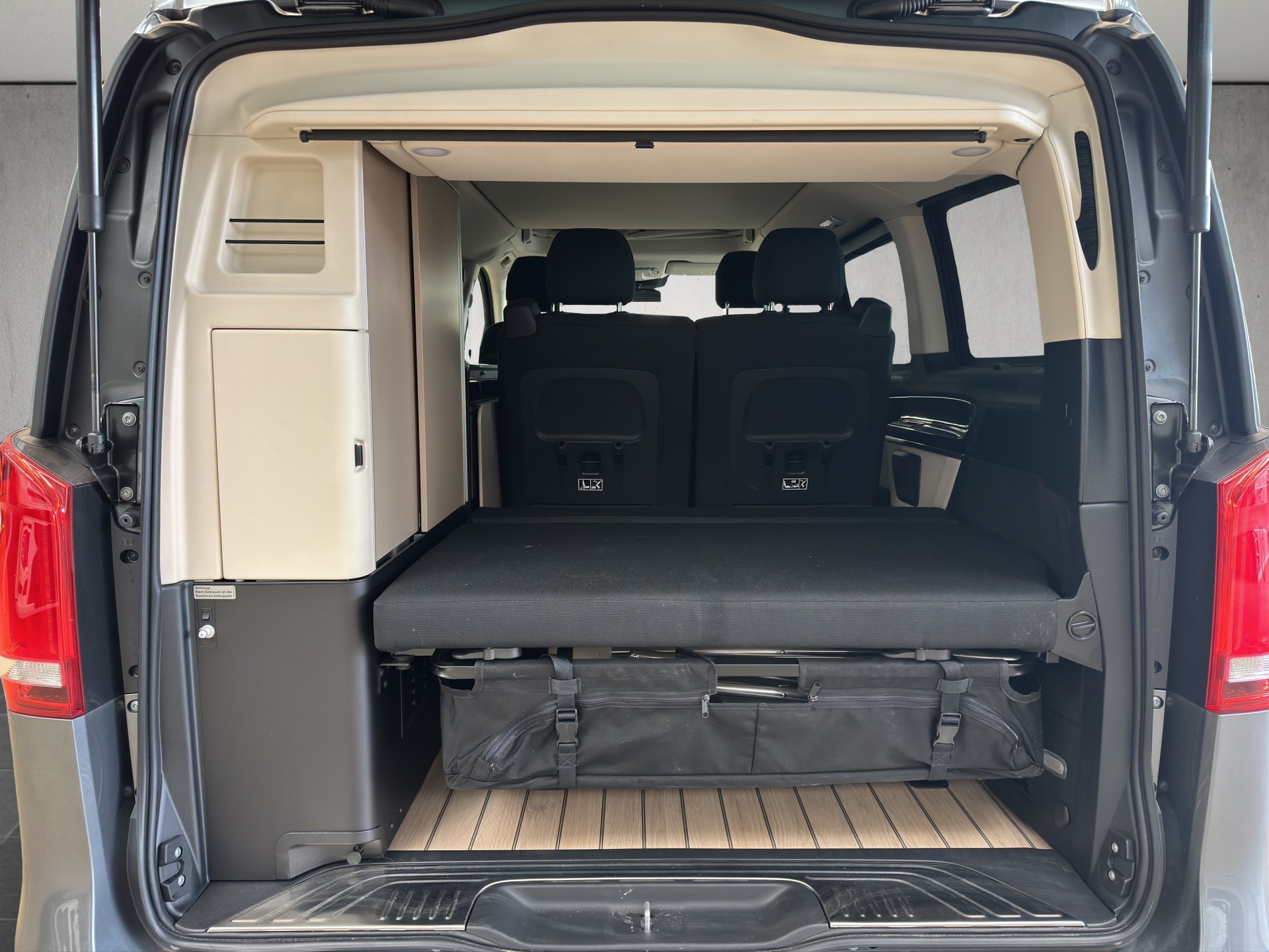 MERCEDES-BENZ Marco Polo 300 d 4M Automat-image-9