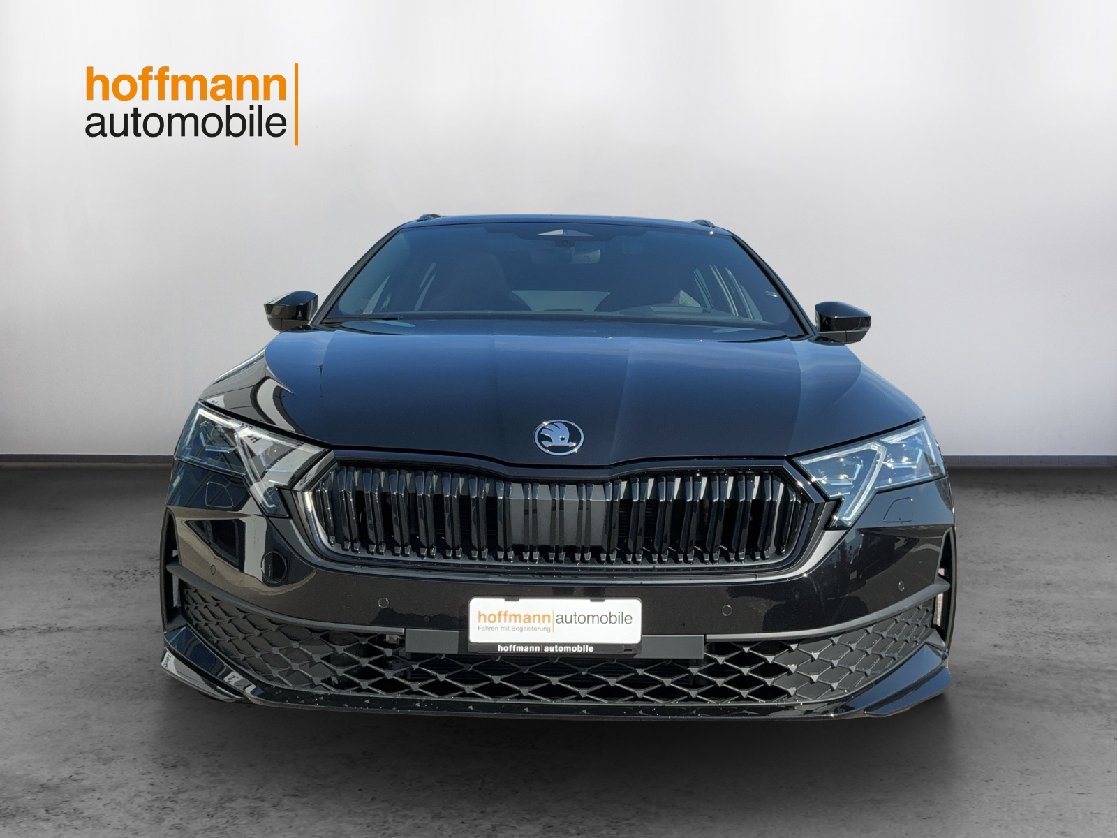 SKODA Octavia Combi 1.5 TSI mHEV DSG Sport Line-image-1