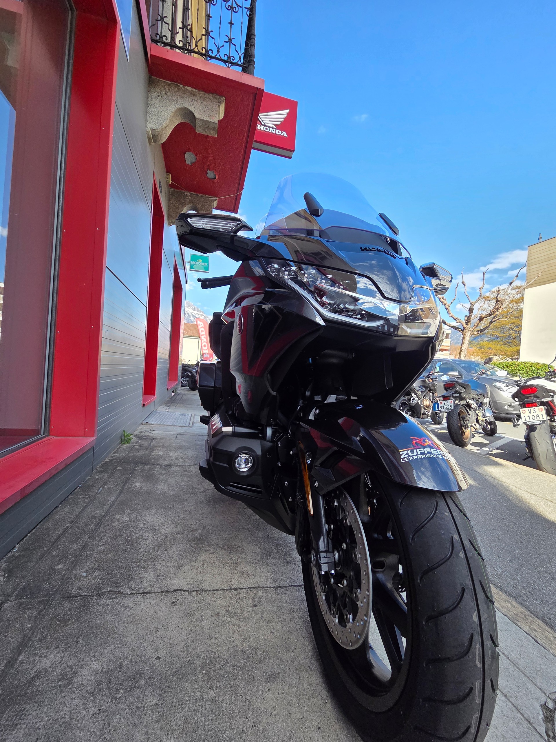 HONDA GL 1800 DA DCT Goldwing-image-2