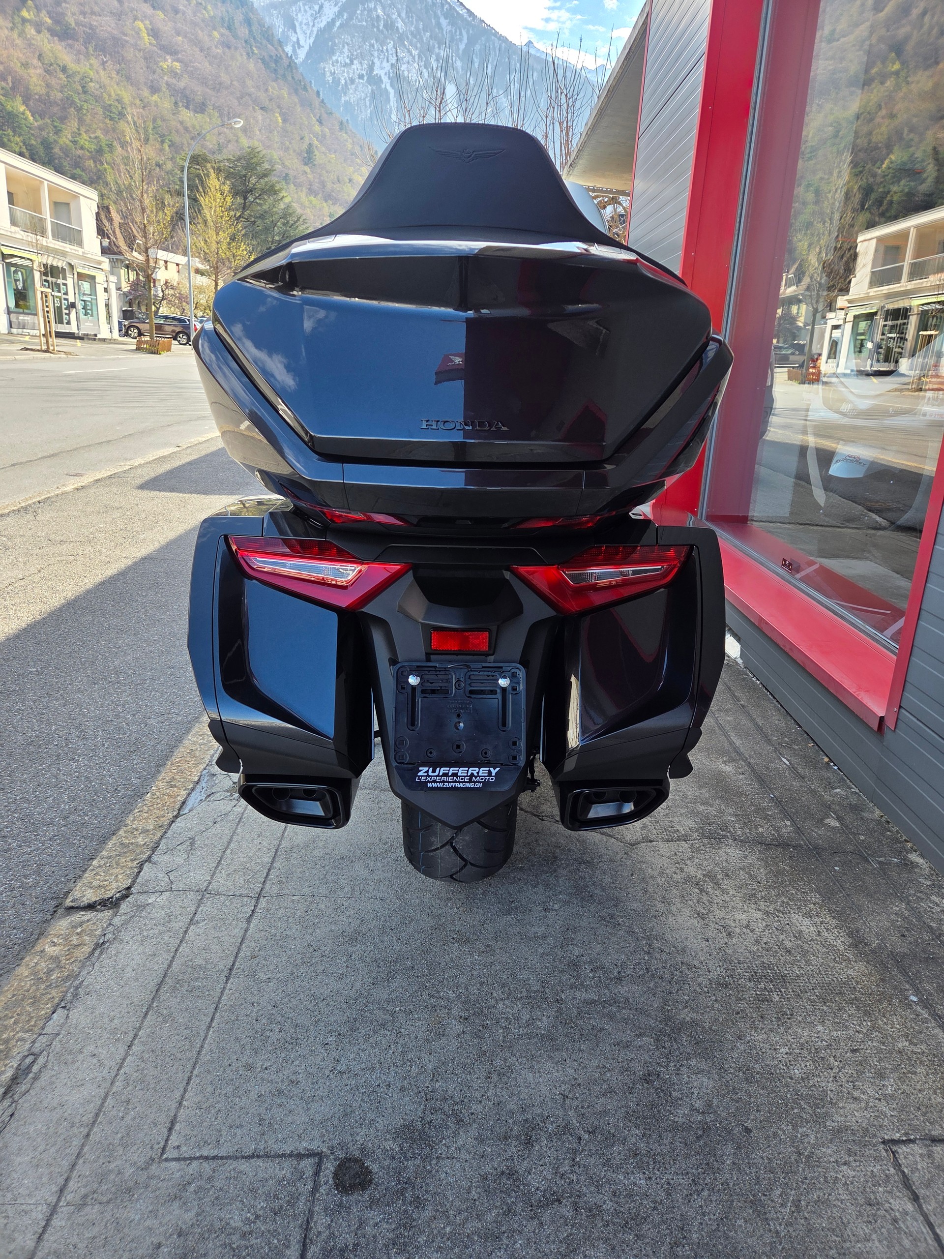 HONDA GL 1800 DA DCT Goldwing-image-3