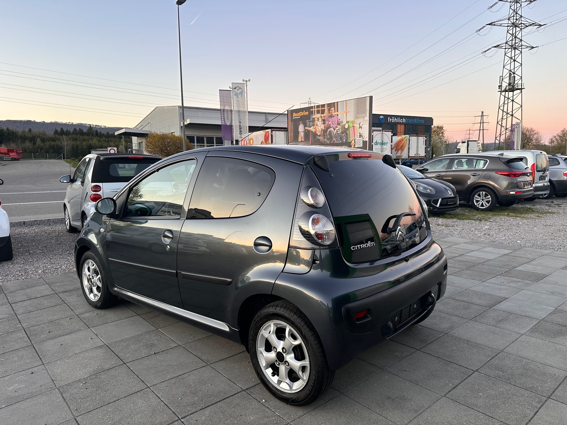 CITROEN C1 1.0i Exclusive-image-5