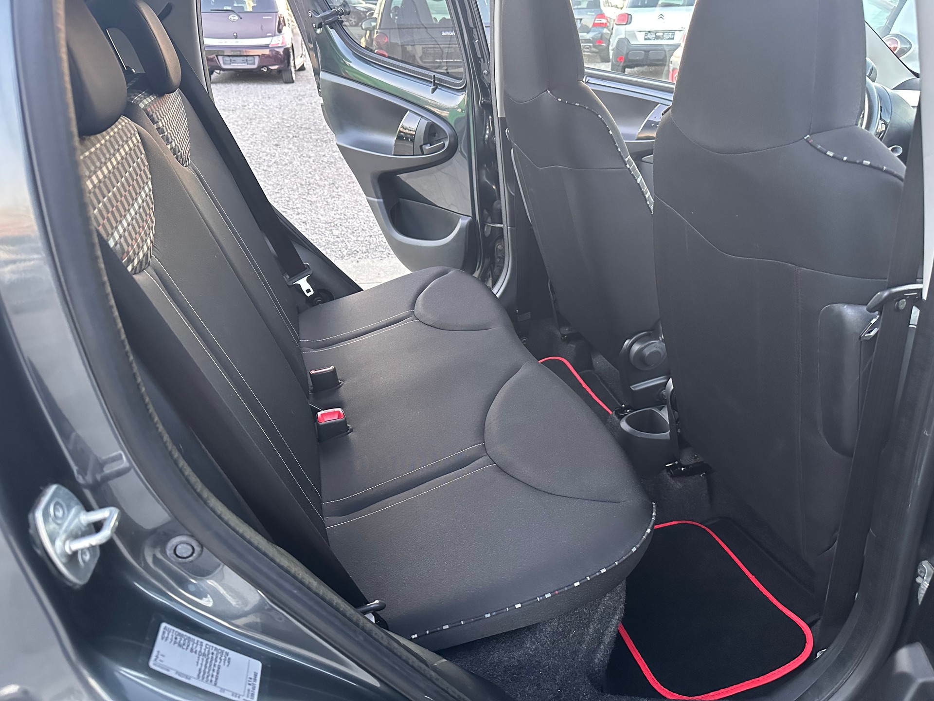CITROEN C1 1.0i Exclusive-image-14