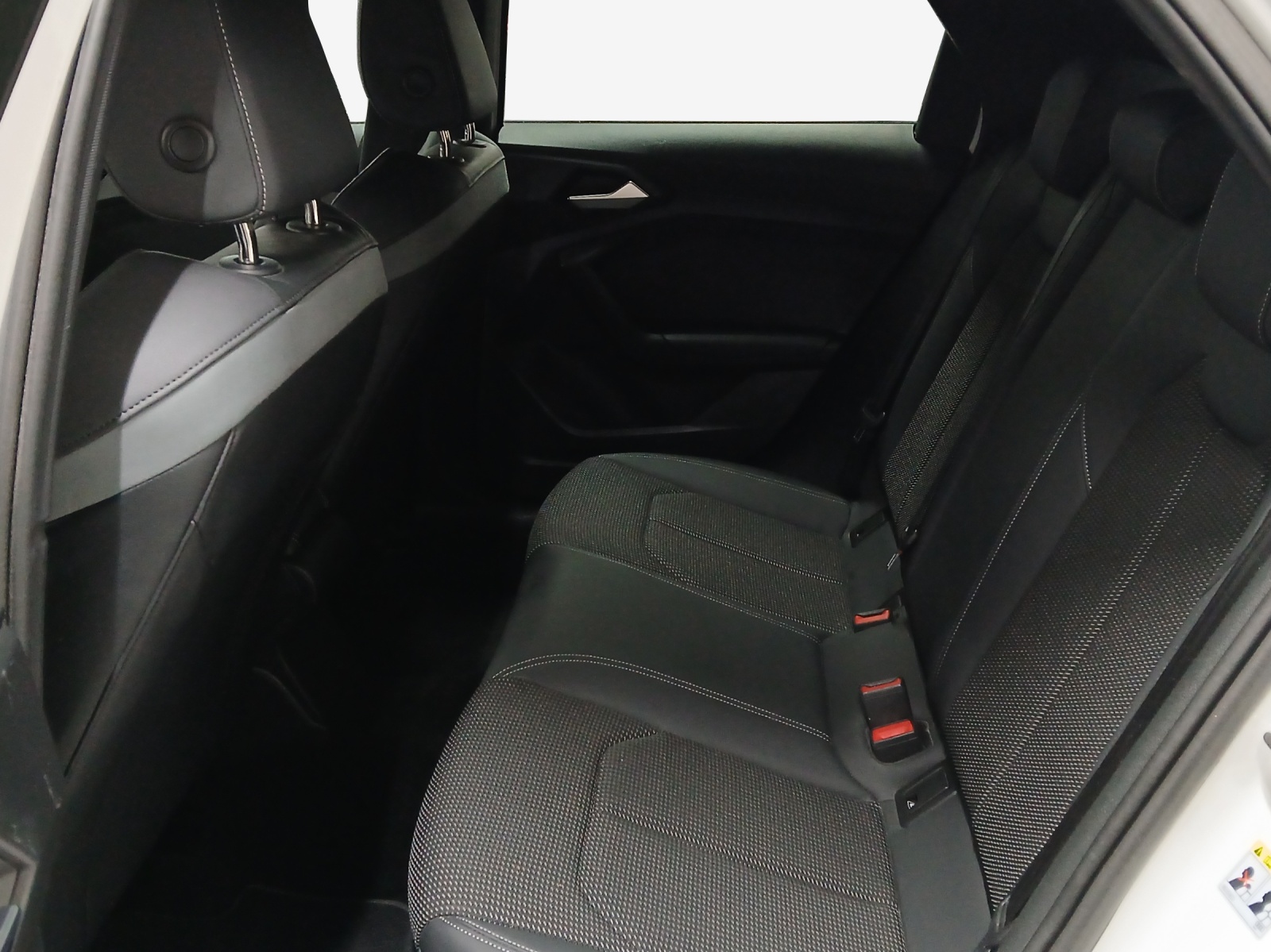 AUDI A1 Sportback 30 TFSI S Line Attraction S-tronic-image-11