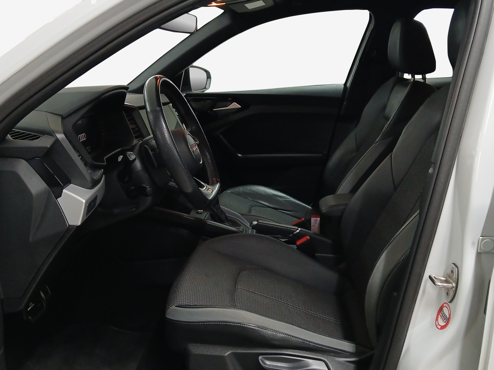 AUDI A1 Sportback 30 TFSI S Line Attraction S-tronic-image-7