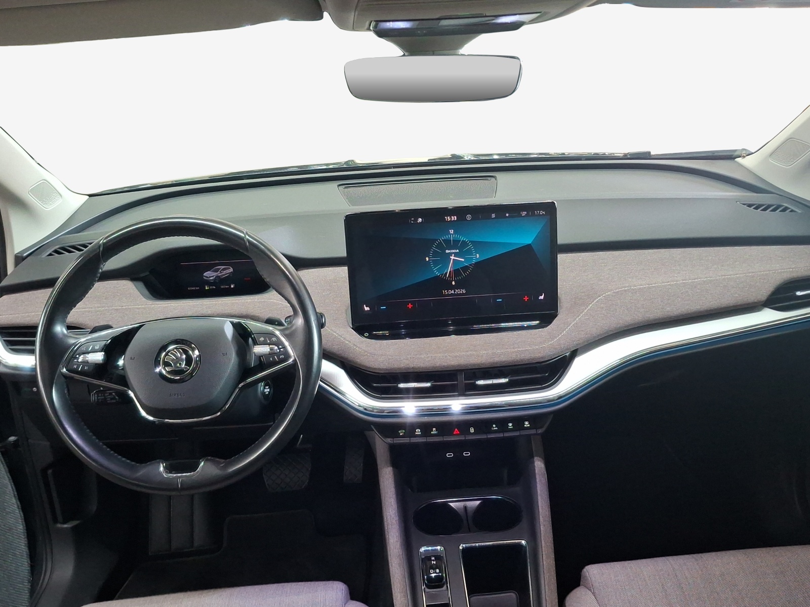 SKODA Enyaq iV 60-image-9