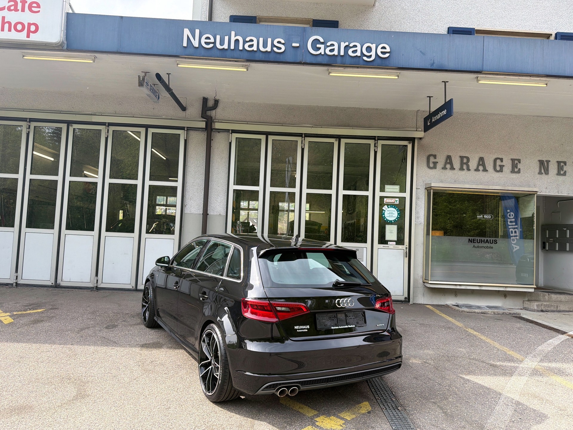 AUDI A3 Sportback 2.0 TDI Ambition quattro S-tronic-image-4