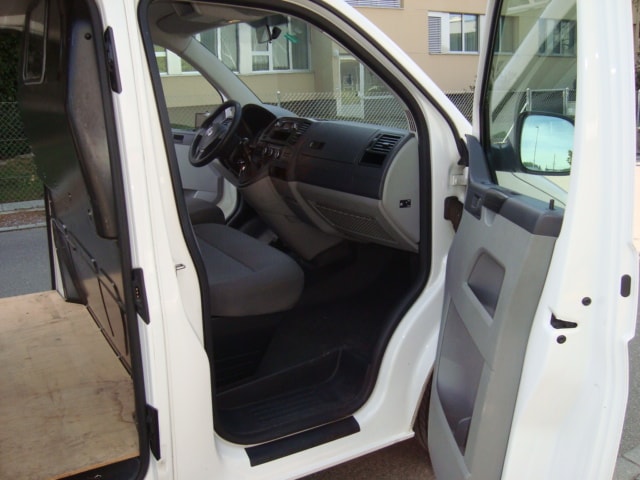 VW T5 2.0 TDI-image-8