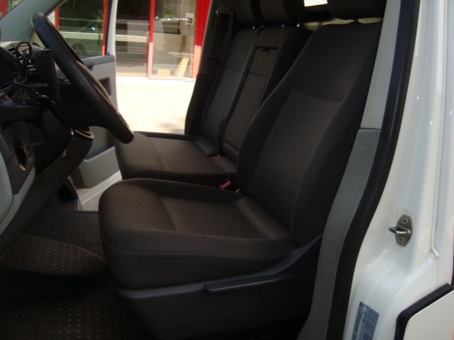 VW T5 2.0 TDI-image-14