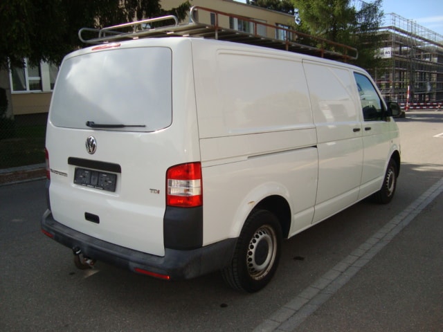VW T5 2.0 TDI-image-5