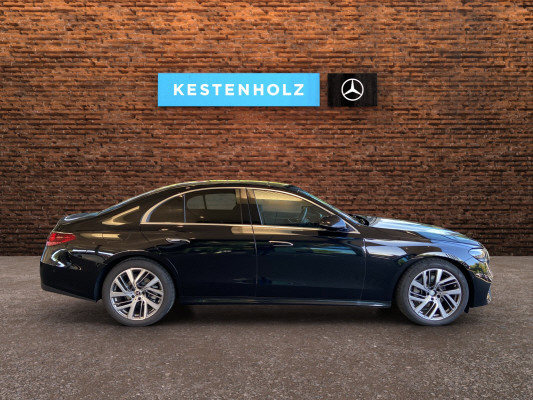 MERCEDES-BENZ E 220 d 4Matic-image-2