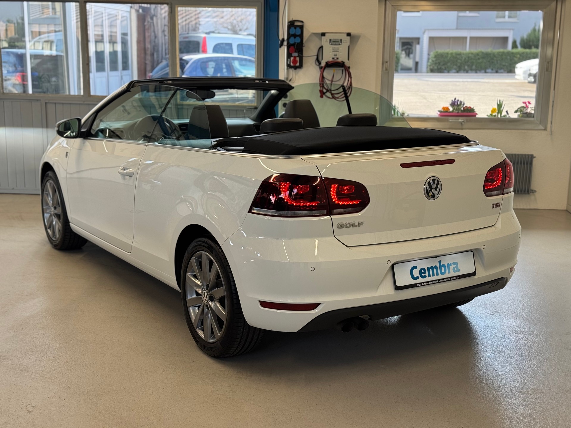 VW Golf Cabrio 1.4 TSI Karmann-image-5