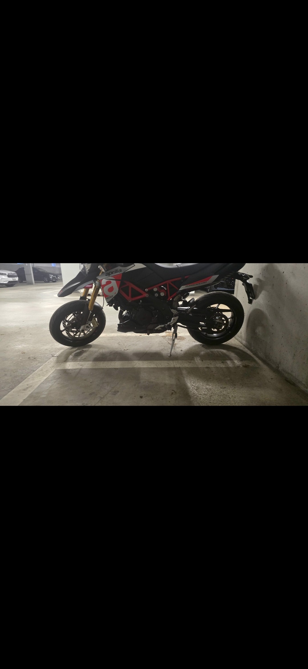 APRILIA Dorsoduro SMV 900-image-11