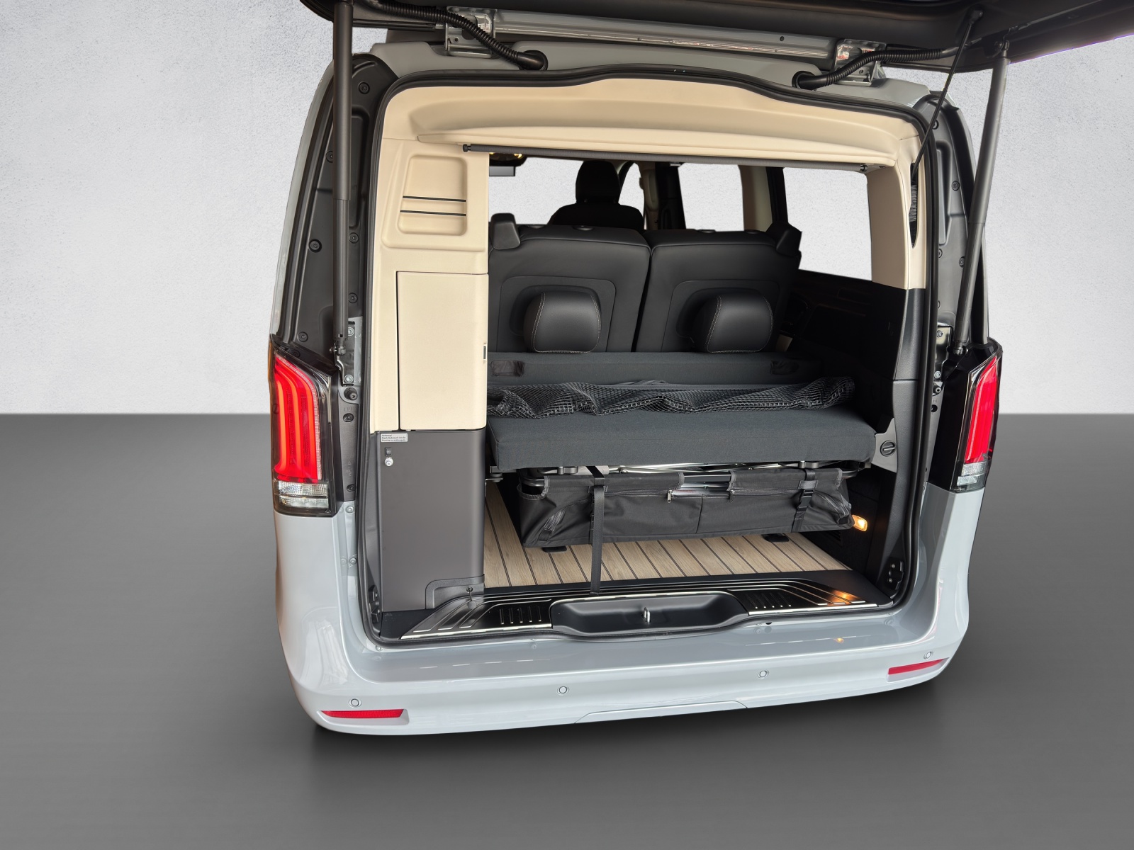 MERCEDES-BENZ Marco Polo 300 d-image-8